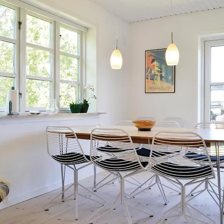 2 Bedroom In Semesterbostad *